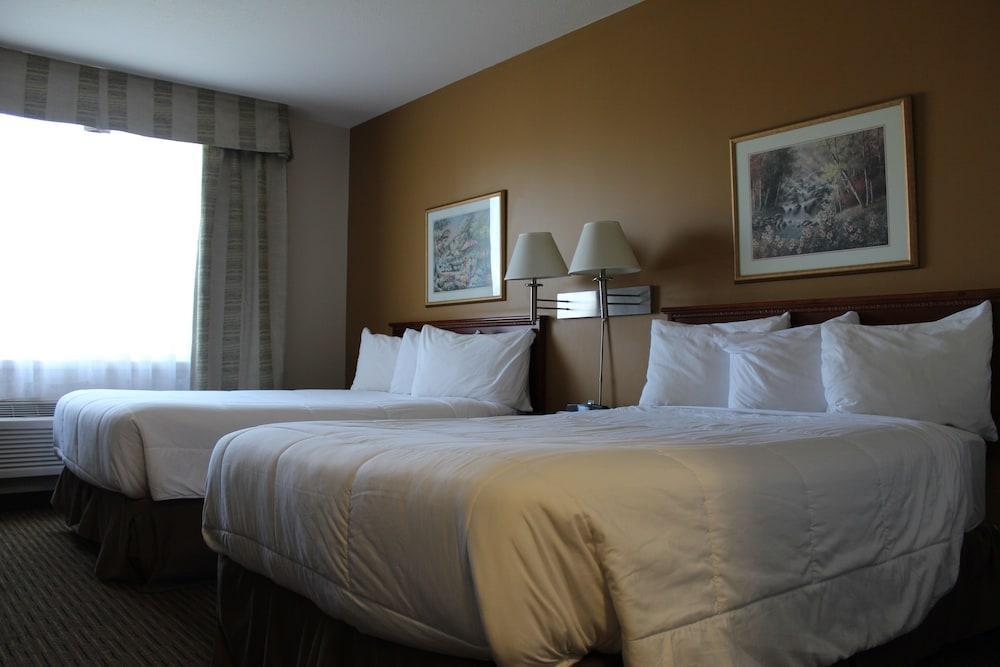 Foxwood Inn And Suites Fox Creek Exterior foto